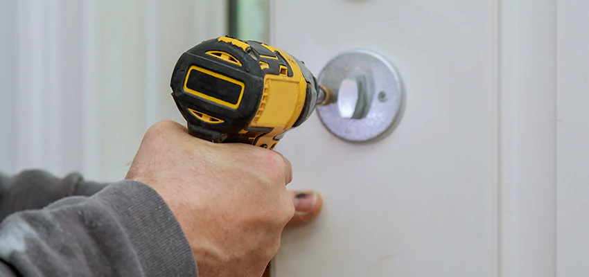 Street Locksmith For Smart Lock Repair in Park Ridge, IL